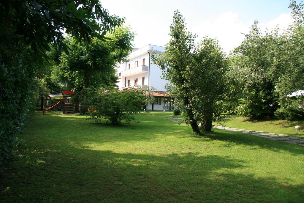 Hotel La Bussola Marina di Massa Eksteriør billede
